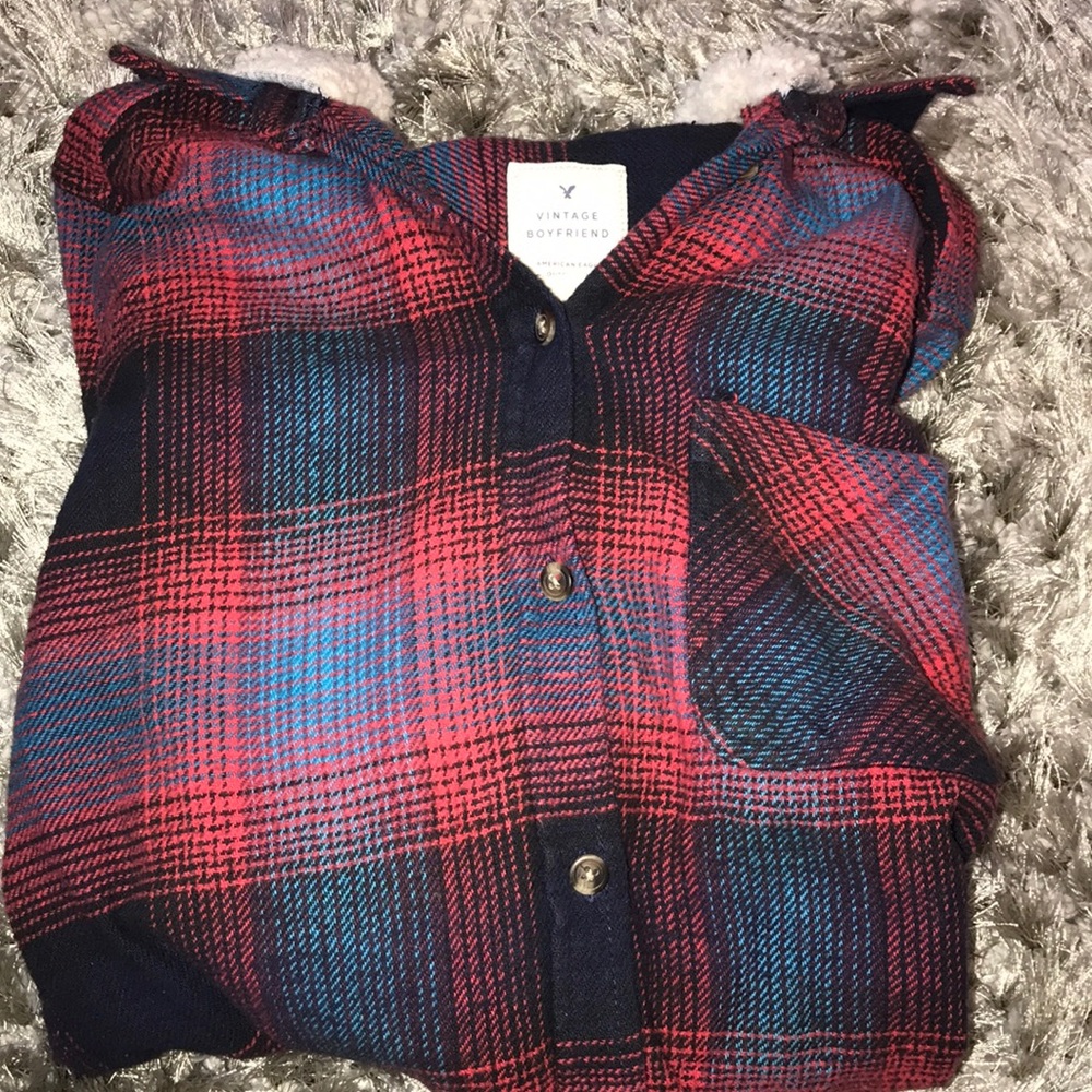 American Eagle vintage boyfriend top